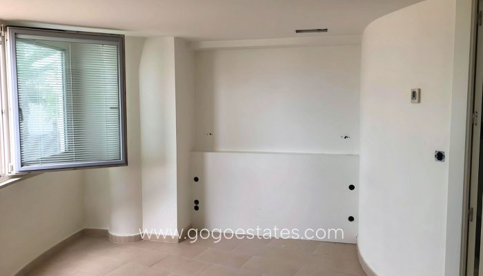 Te koop - Huis - Vrijstaande Villa - Elche - El Altet