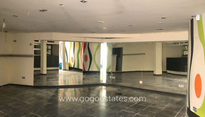 Te koop - Huis - Vrijstaande Villa - Elche - El Altet