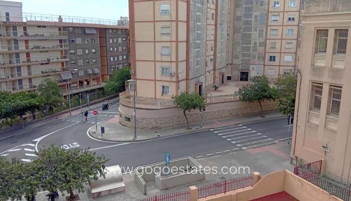 Te koop - Appartement - Appartement op de middelste verdieping - Alicante - Alicante Centro