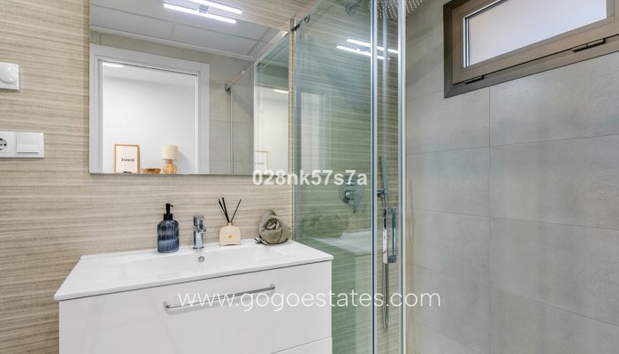 Te koop - Appartement - Appartement op de middelste verdieping - Orihuela - Orihuela Costa