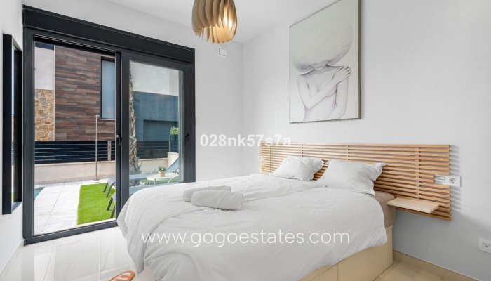 Te koop - Huis - Vrijstaande Villa - Orihuela - Lomas de Cabo Roig