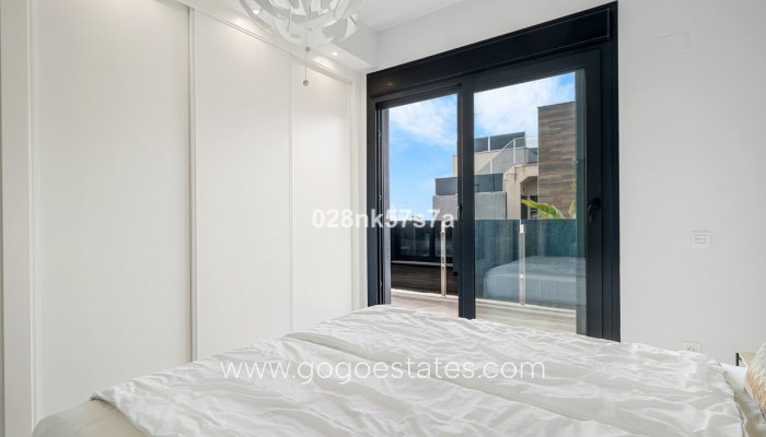 Te koop - Huis - Vrijstaande Villa - Orihuela - Lomas de Cabo Roig