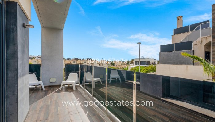 Te koop - Huis - Vrijstaande Villa - Orihuela - Lomas de Cabo Roig