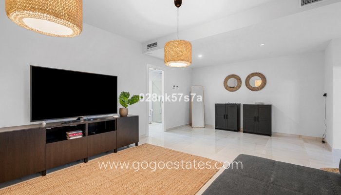 Te koop - Huis - Vrijstaande Villa - Orihuela - Lomas de Cabo Roig