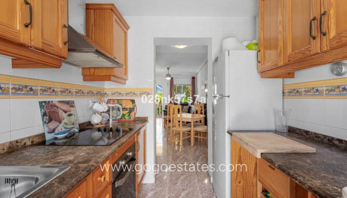 Te koop - Huis - Stadswoning - Orihuela - La Zenia