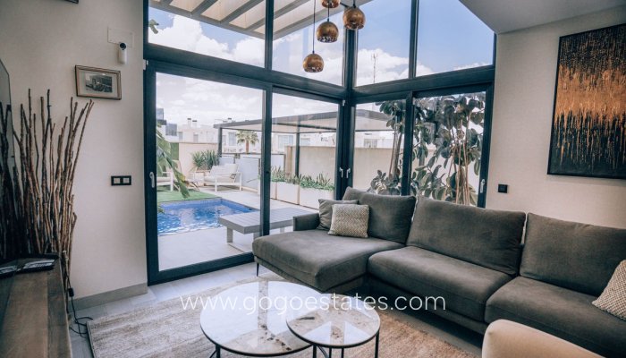 Te koop - Huis - Vrijstaande Villa - Orihuela - Lomas de Cabo Roig