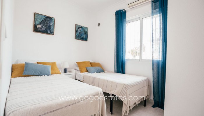 Te koop - Huis - Vrijstaande Villa - Orihuela - Villamartin