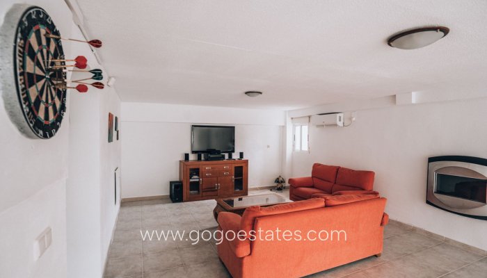 Te koop - Huis - Vrijstaande Villa - Orihuela - Villamartin