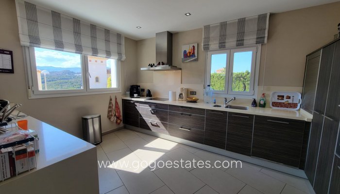 Te koop - Huis - Vrijstaande Villa - Calpe - Calpe Centro