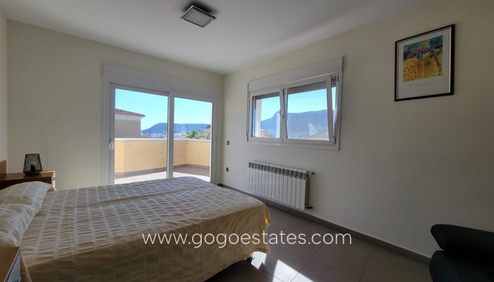 Te koop - Huis - Vrijstaande Villa - Calpe - Calpe Centro