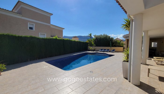 Te koop - Huis - Vrijstaande Villa - Calpe - Calpe Centro