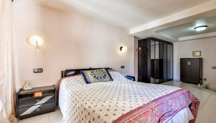 Revente - Maison - Villa Individuelle - Benidorm - Benidorm Centro