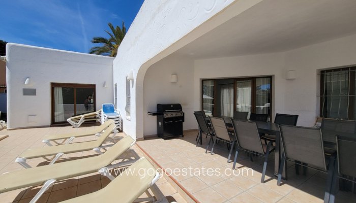 Te koop - Huis - Vrijstaande Villa - Teulada - Moraira