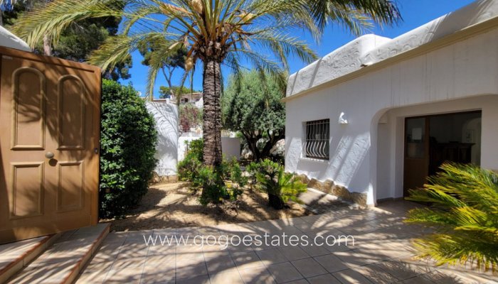 Te koop - Huis - Vrijstaande Villa - Teulada - Moraira