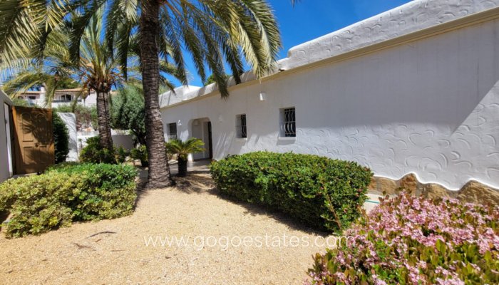 Te koop - Huis - Vrijstaande Villa - Teulada - Moraira
