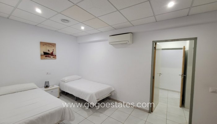 Te koop - Huis - Vrijstaande Villa - Teulada - Moraira