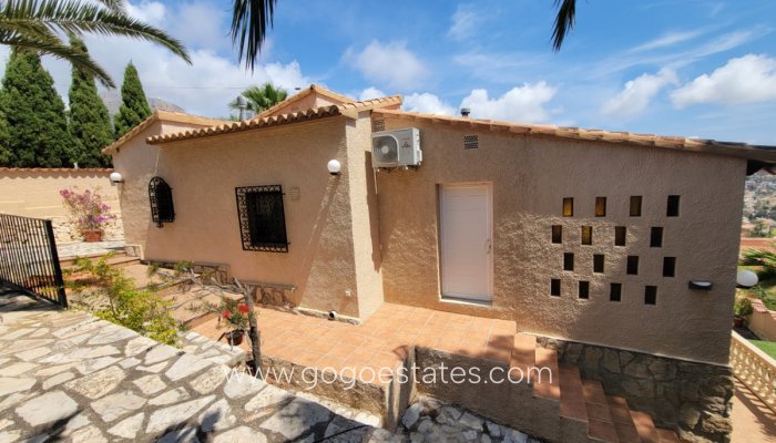 Te koop - Huis - Vrijstaande Villa - Calpe - Calpe Centro