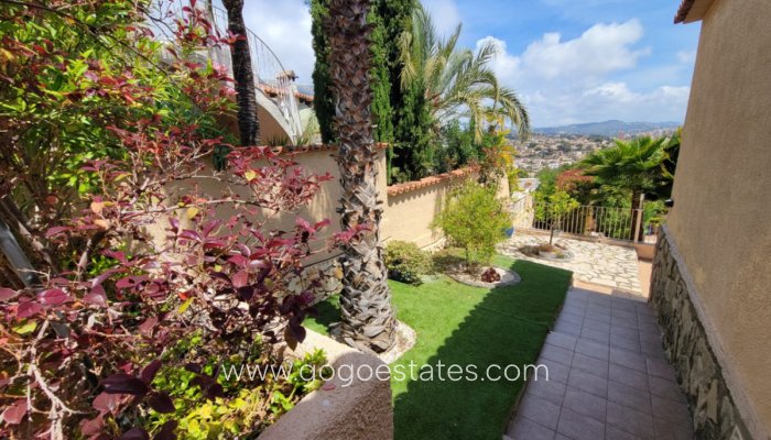Te koop - Huis - Vrijstaande Villa - Calpe - Calpe Centro