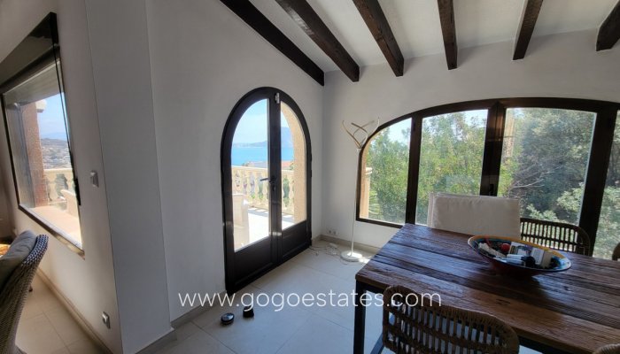 Te koop - Huis - Vrijstaande Villa - Calpe - Calpe Centro