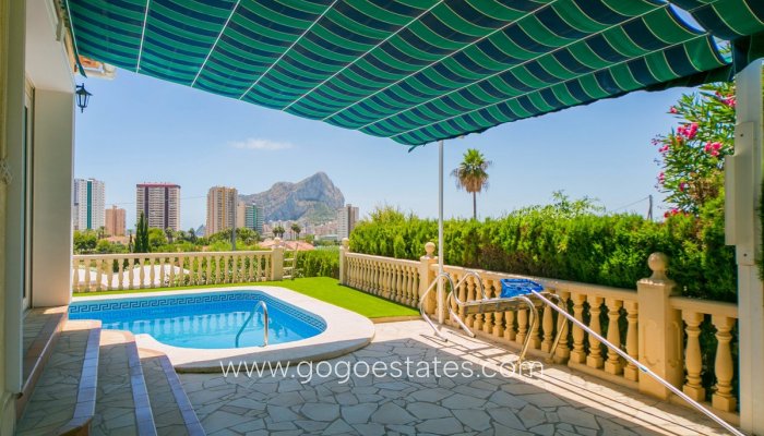 Te koop - Huis - Vrijstaande Villa - Calpe - Calpe Centro