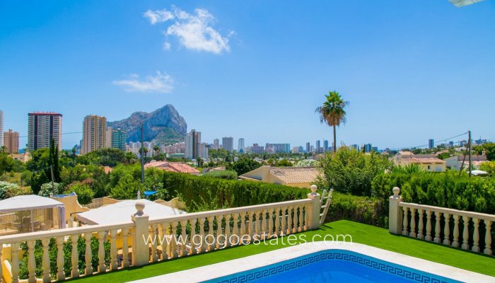 Te koop - Huis - Vrijstaande Villa - Calpe - Calpe Centro