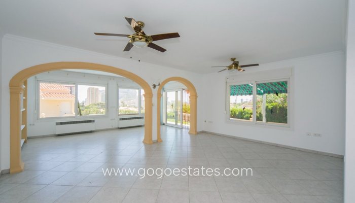 Te koop - Huis - Vrijstaande Villa - Calpe - Calpe Centro