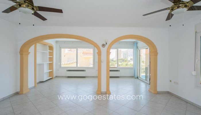 Te koop - Huis - Vrijstaande Villa - Calpe - Calpe Centro