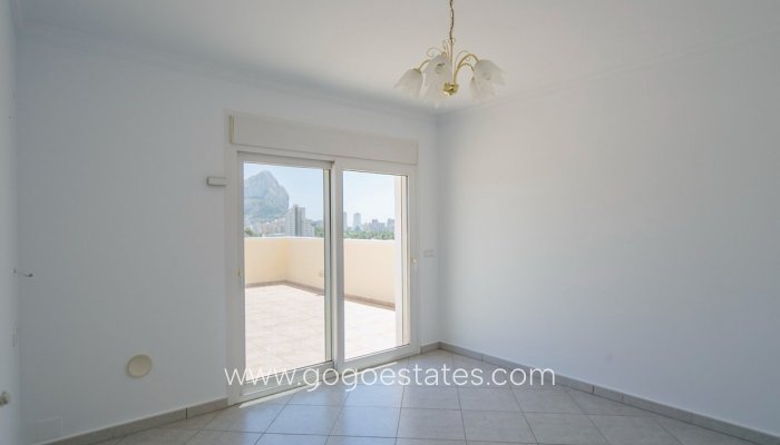 Te koop - Huis - Vrijstaande Villa - Calpe - Calpe Centro