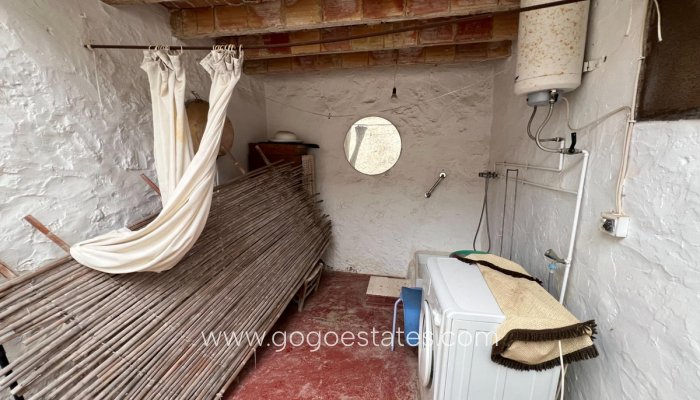 Te koop - Huis - Vrijstaande Villa - Novelda - Estación