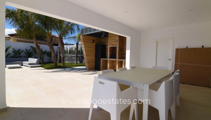Te koop - Huis - Vrijstaande Villa - Calpe - Calpe Centro