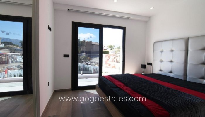 Te koop - Huis - Vrijstaande Villa - Calpe - Calpe Centro
