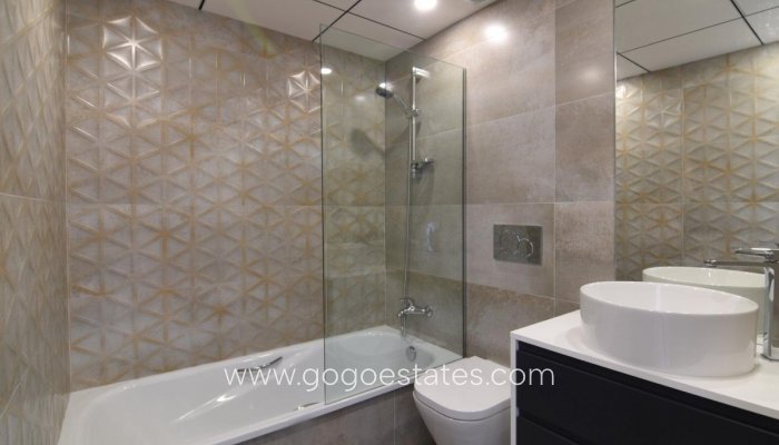 Te koop - Huis - Vrijstaande Villa - Calpe - Calpe Centro