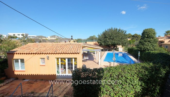 Te koop - Huis - Vrijstaande Villa - Calpe - Calpe Centro