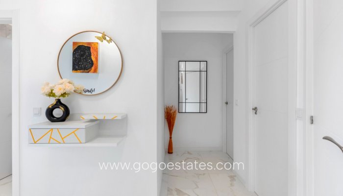 Te koop - Appartement - Appartement op de middelste verdieping - Torrevieja - La Mata