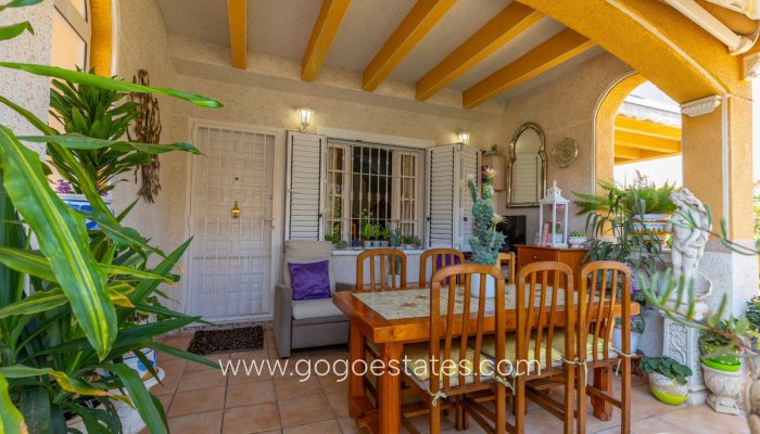 Te koop - Huis - Vrijstaande Villa - Torrevieja - Torrevieja Centro