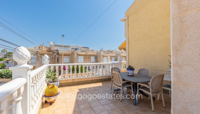 Te koop - Huis - Vrijstaande Villa - Torrevieja - Torrevieja Centro