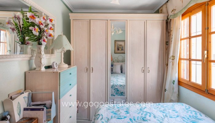 Te koop - Huis - Vrijstaande Villa - Torrevieja - Torrevieja Centro