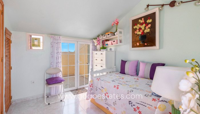 Te koop - Huis - Vrijstaande Villa - Torrevieja - Torrevieja Centro