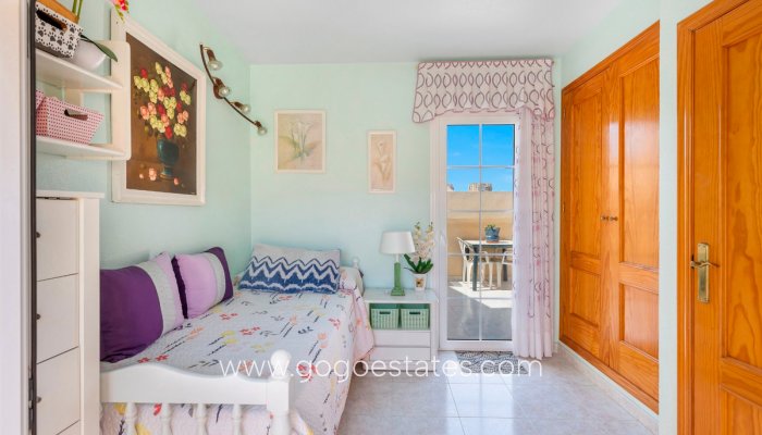 Te koop - Huis - Vrijstaande Villa - Torrevieja - Torrevieja Centro