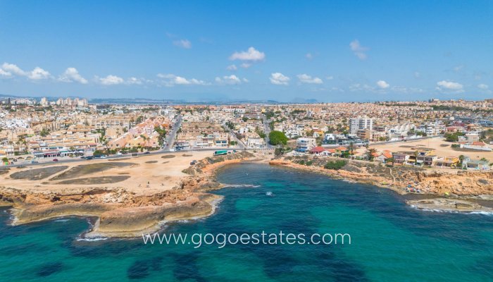 Te koop - Huis - Vrijstaande Villa - Torrevieja - Torrevieja Centro