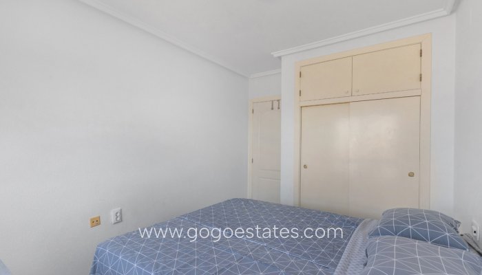 Te koop - Appartement - Appartement op de middelste verdieping - Torrevieja - Torrevieja Centro