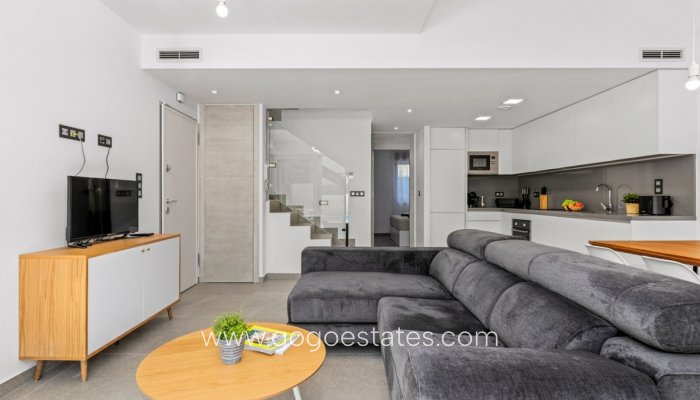 Te koop - Huis - Vrijstaande Villa - Guardamar del Segura - Guardamar del Segura Centro