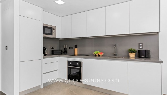 Te koop - Huis - Vrijstaande Villa - Guardamar del Segura - Guardamar del Segura Centro