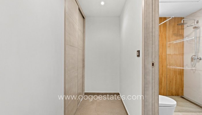 Te koop - Huis - Vrijstaande Villa - Guardamar del Segura - Guardamar del Segura Centro