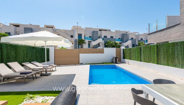 Te koop - Huis - Vrijstaande Villa - Guardamar del Segura - Guardamar del Segura Centro