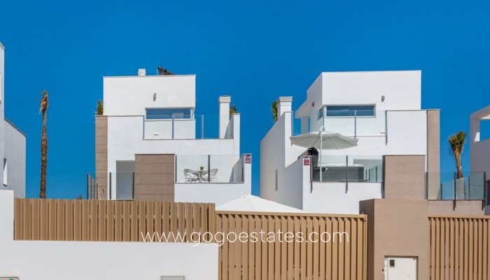 Te koop - Huis - Vrijstaande Villa - Guardamar del Segura - Guardamar del Segura Centro