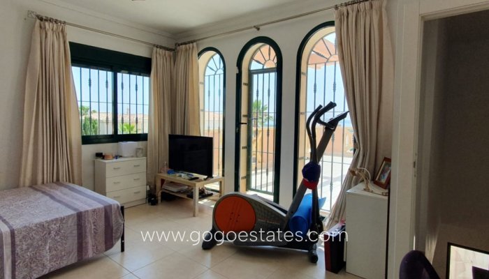 Te koop - Huis - Vrijstaande Villa - Rojales - Ciudad Quesada