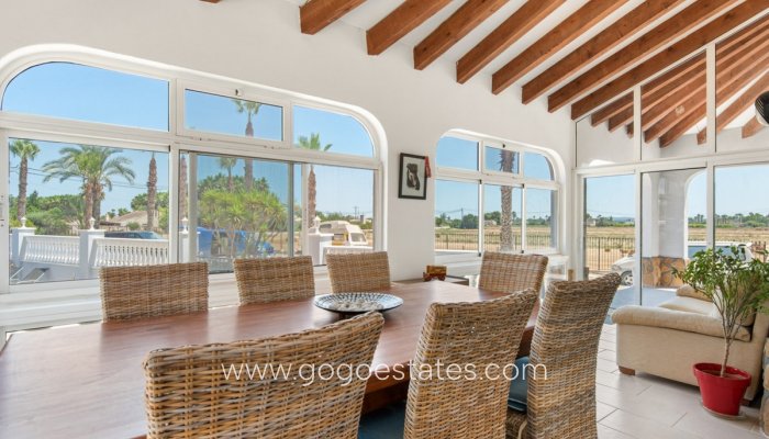 Te koop - Huis - Vrijstaande Villa - Catral - Catral Centro