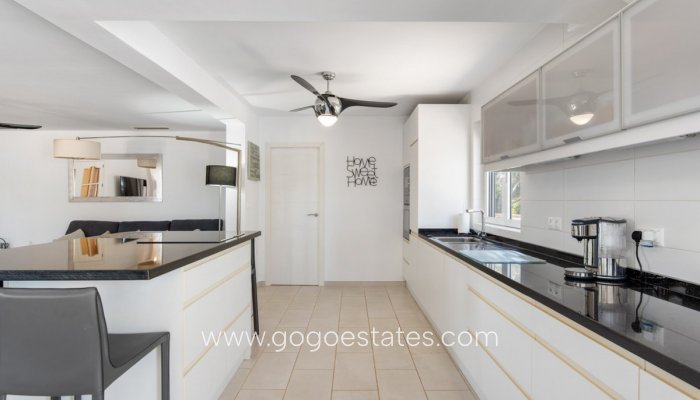 Te koop - Huis - Vrijstaande Villa - Catral - Catral Centro