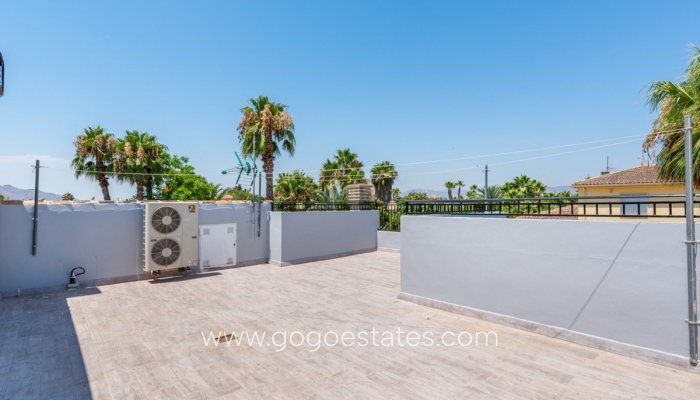 Te koop - Huis - Vrijstaande Villa - Catral - Catral Centro